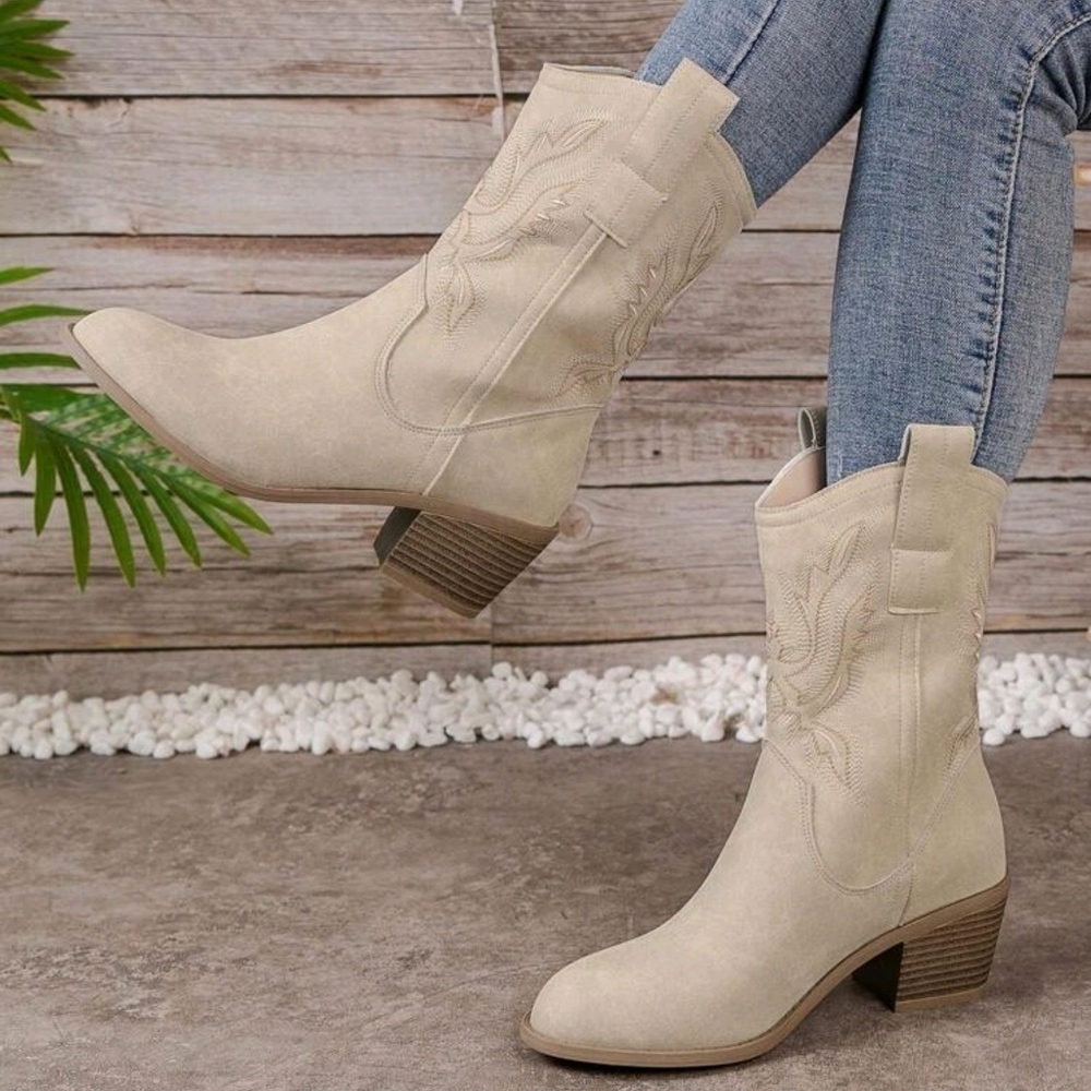 Women's Vintage Fashionable Western Style Embroidered Cowboy Boots - Picture 3 of 7